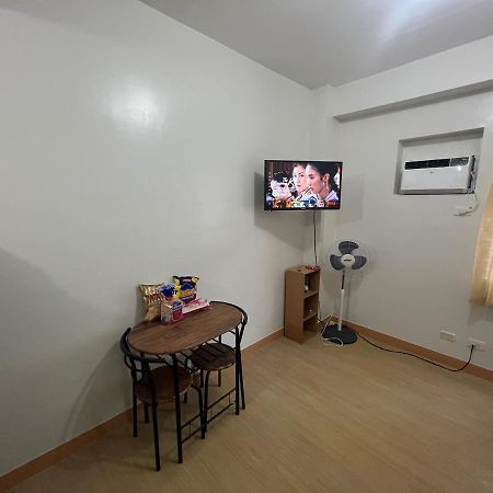 Lovers Inn Qc Кесон-Сити Экстерьер фото