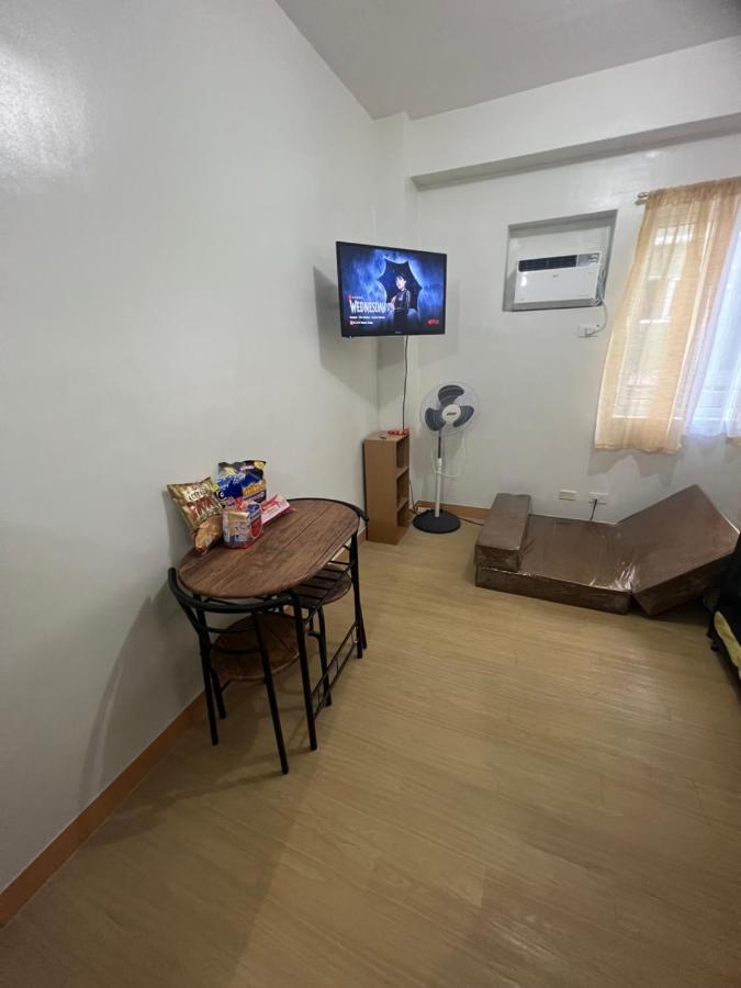 Lovers Inn Qc Кесон-Сити Экстерьер фото